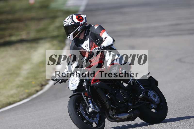 /01 02.04.2026 MAZ ADR/Gruppe gelb Gruppe gruen/46